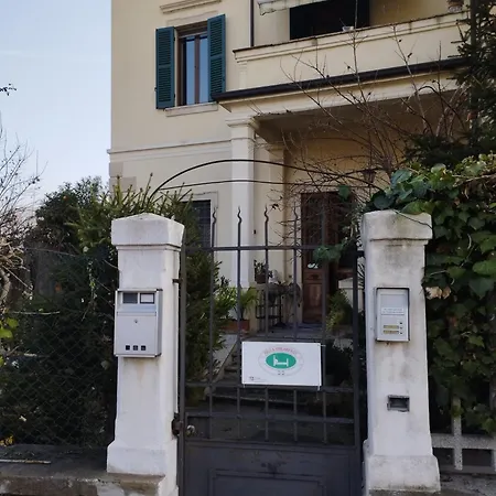 Le Maddalene-2